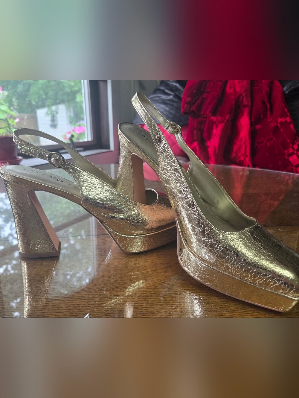 K. PERRY - Cracked Metallic Gold Platform Slingback Heels